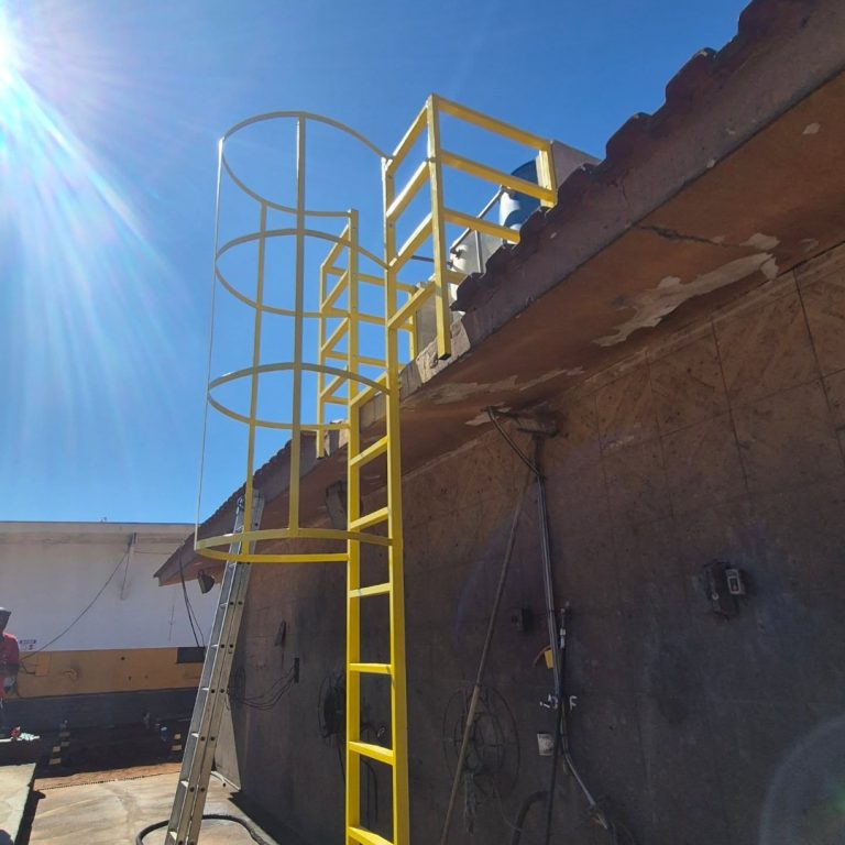 dis mekan yangin merdiveni