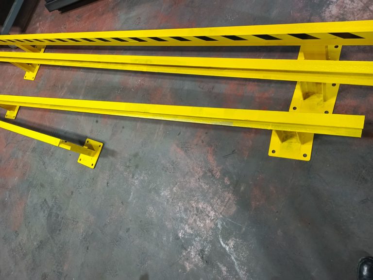 Metal Bariyer Sistemleri – Rampa Bariyeri ve Yaya Bariyerleri zemin koruma bariyeri depo